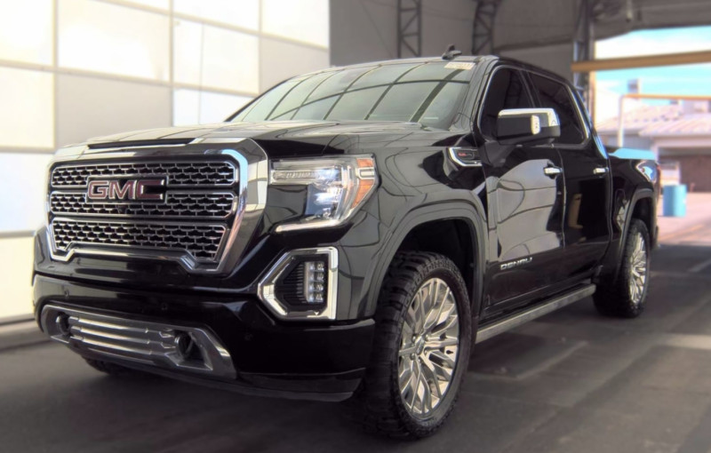 GMC Sierra Denali 4x4 6.2