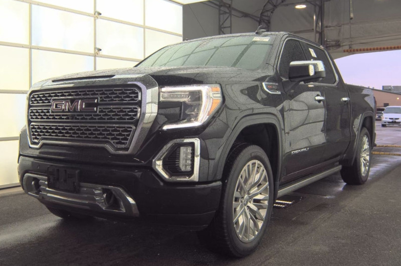 GMC Sierra Denali 6.2 4x4