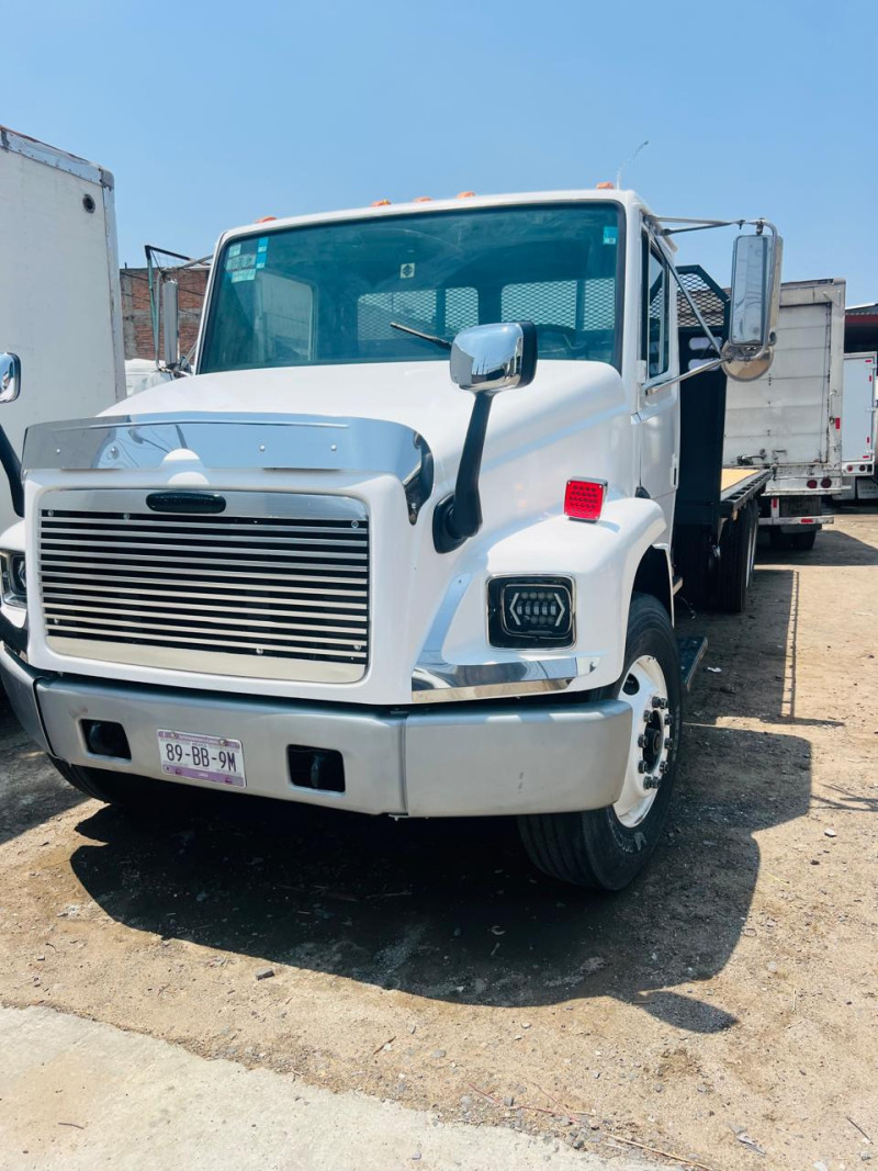 Freightliner FL80
