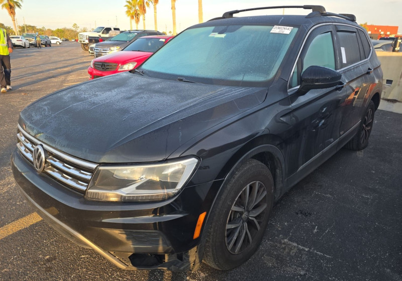 Volkswagen Tiguan SE